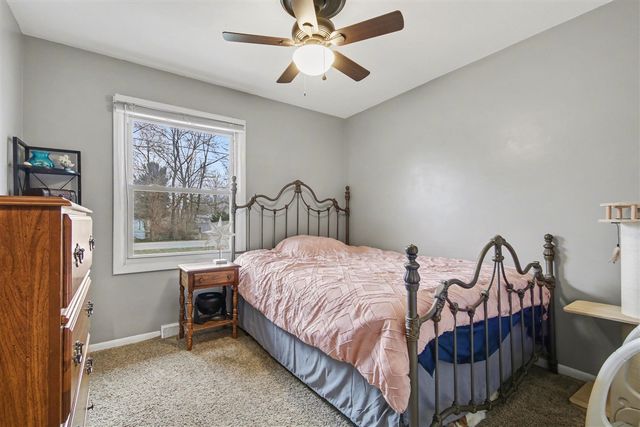 1600 Southlawn Street, Jenison, MI 49428