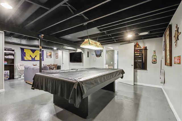 1600 Southlawn Street, Jenison, MI 49428