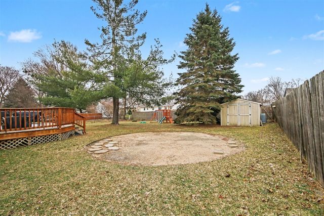 1600 Southlawn Street, Jenison, MI 49428