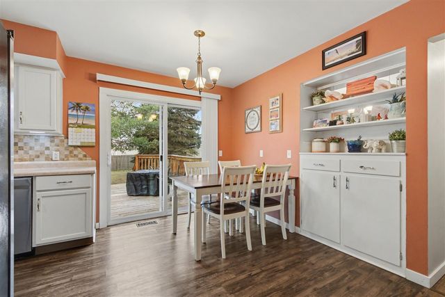 1600 Southlawn Street, Jenison, MI 49428