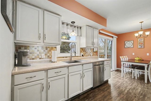 1600 Southlawn Street, Jenison, MI 49428