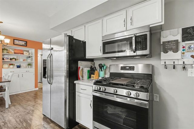 1600 Southlawn Street, Jenison, MI 49428