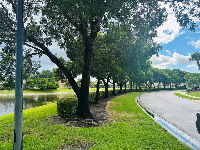 3769 Victoria Road, West Palm Beach, FL 33411