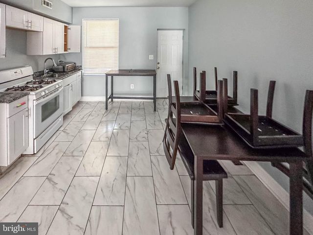 604 N CURLEY ST, Baltimore, MD 21205