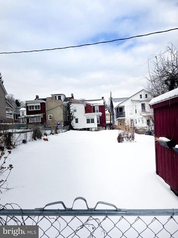 114 N BROWN ST, Lewistown, PA 17044