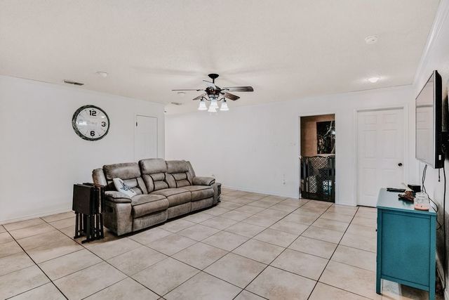 2311 Willow Dr, Portland, TX 78374