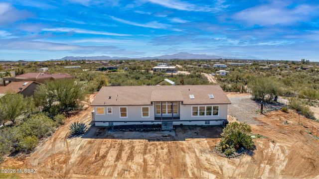 9941 S Big Thunder Drive, Vail, AZ 85641