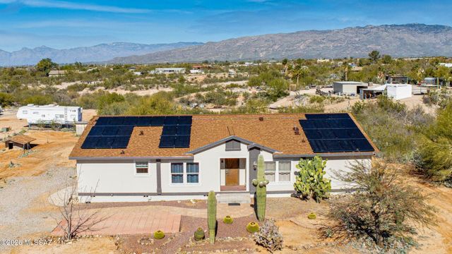 9941 S Big Thunder Drive, Vail, AZ 85641