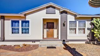 9941 S Big Thunder Drive, Vail, AZ 85641
