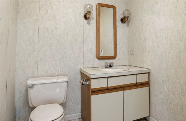 56 Governors Hill Road 566, West Warwick, RI 02893