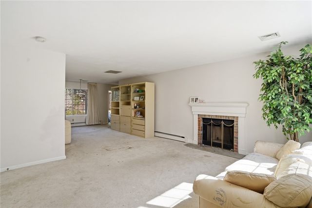 56 Governors Hill Road 566, West Warwick, RI 02893