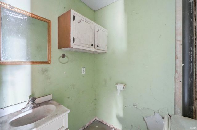 353 W 5th Street, Peru, IN 46970