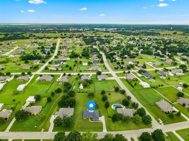 5008 Running Brook Drive, Joshua, TX 76058