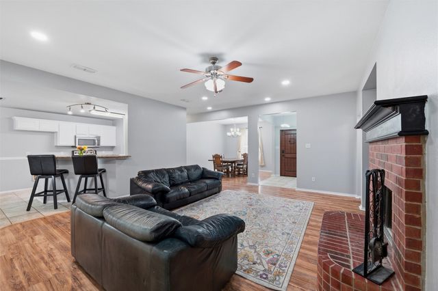 5008 Running Brook Drive, Joshua, TX 76058