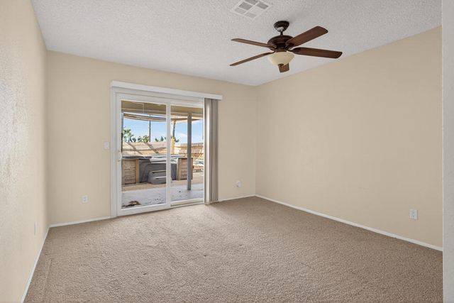 58476 Joshua Lane, Yucca Valley, CA 92284