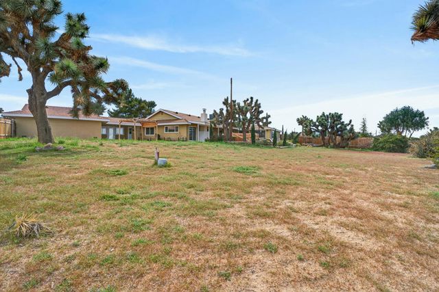 58476 Joshua Lane, Yucca Valley, CA 92284