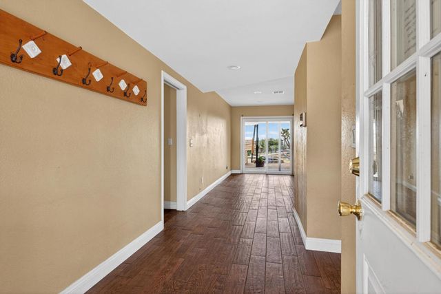 58476 Joshua Lane, Yucca Valley, CA 92284