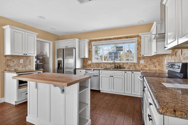 58476 Joshua Lane, Yucca Valley, CA 92284