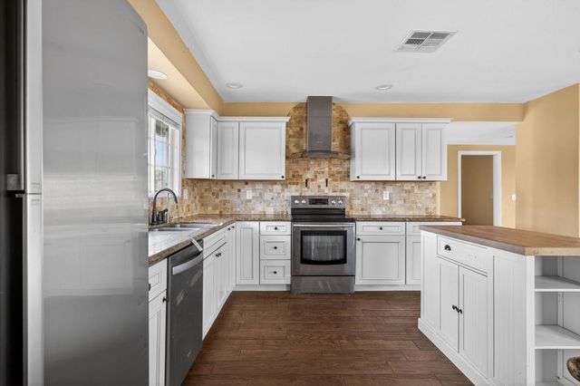 58476 Joshua Lane, Yucca Valley, CA 92284