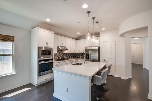 105 Meadow Wood CV, Georgetown, TX 78626