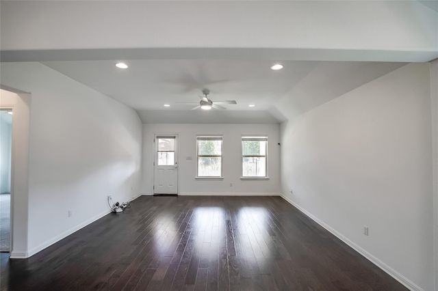 105 Meadow Wood CV, Georgetown, TX 78626