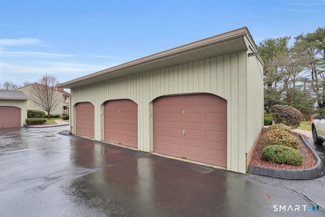 506 Summer Hill Drive 506, South Windsor, CT 06074