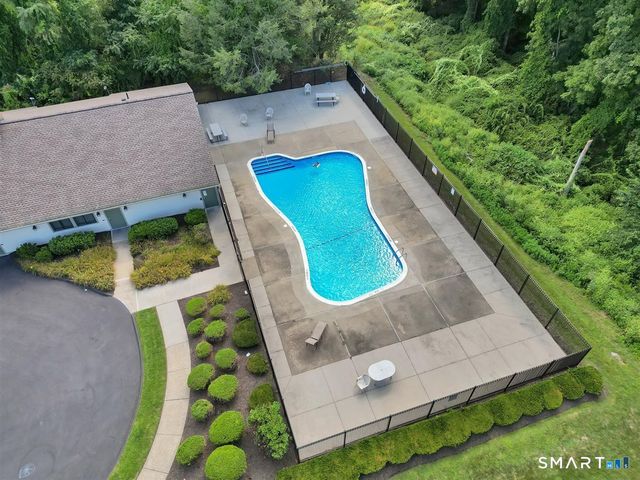 506 Summer Hill Drive 506, South Windsor, CT 06074