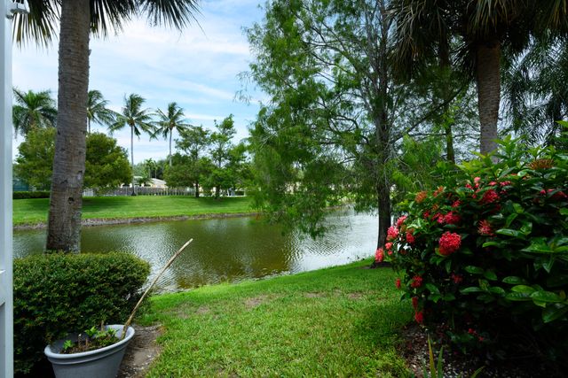 435 Capistrano Drive, Palm Beach Gardens, FL 33410