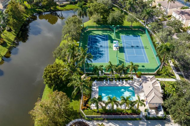 435 Capistrano Drive, Palm Beach Gardens, FL 33410