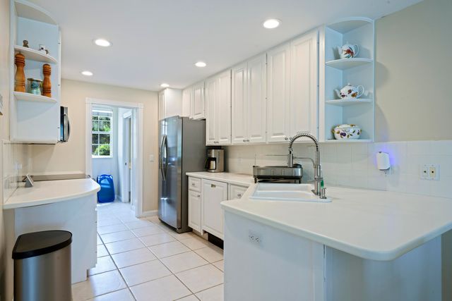 435 Capistrano Drive, Palm Beach Gardens, FL 33410