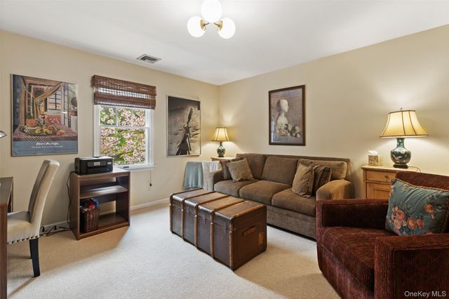 21 Hemlock Hills, Chappaqua, NY 10514