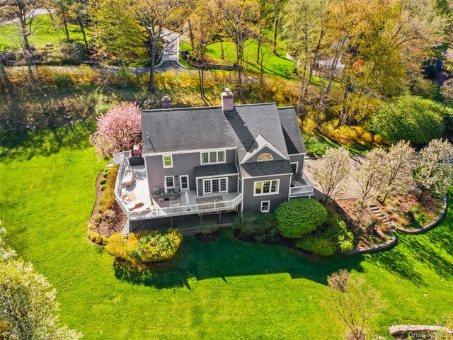 21 Hemlock Hills, Chappaqua, NY 10514