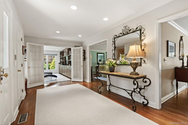 21 Hemlock Hills, Chappaqua, NY 10514