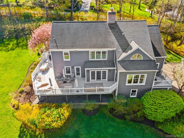 21 Hemlock Hills, Chappaqua, NY 10514