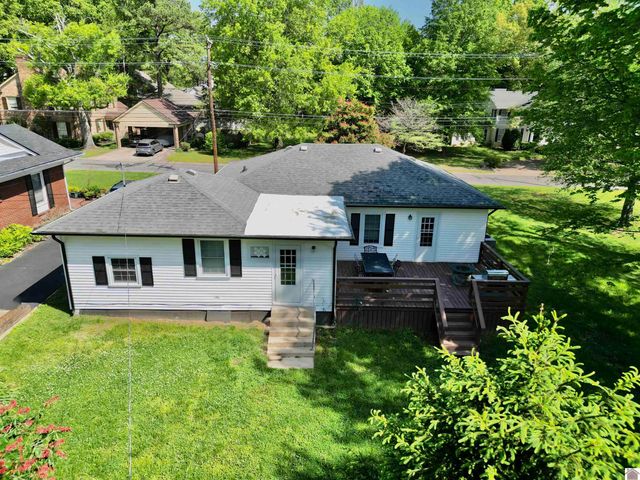 710 E College Street, Mayfield, KY 42066