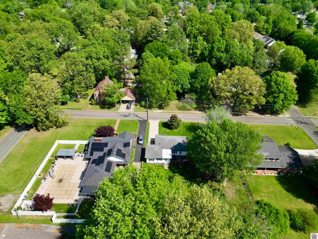 710 E College Street, Mayfield, KY 42066