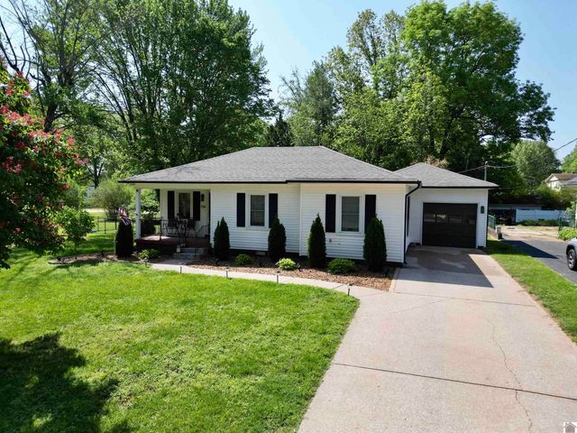 710 E College Street, Mayfield, KY 42066
