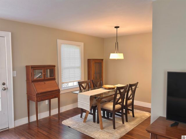 710 E College Street, Mayfield, KY 42066