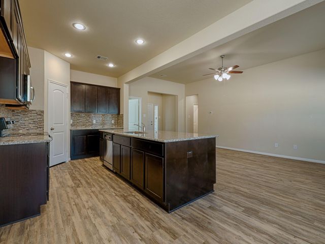 13002 Laura Lake, Willis, TX 77318