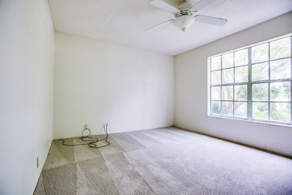 Image 21 of property listing at 405 W James Avenue, Mertzon, TX 76941