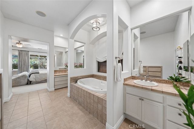 43455 Corona Cala Camino, Murrieta, CA 92562