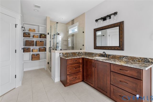 16212 Old Castle Rd, Midlothian, VA 23112
