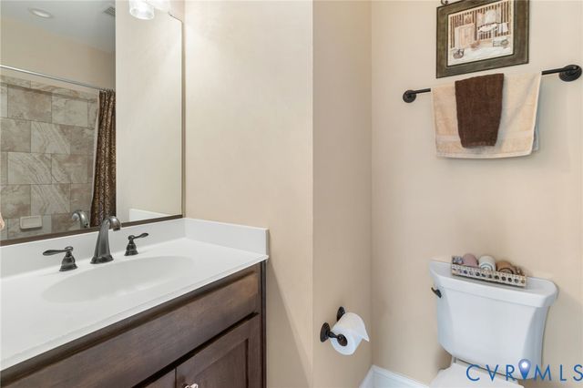 16212 Old Castle Rd, Midlothian, VA 23112