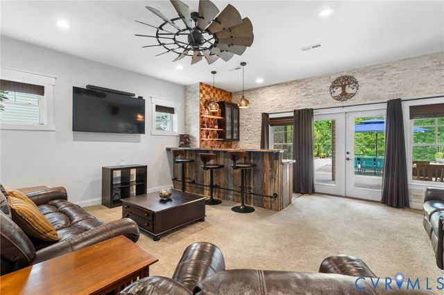 16212 Old Castle Rd, Midlothian, VA 23112
