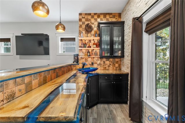 16212 Old Castle Rd, Midlothian, VA 23112
