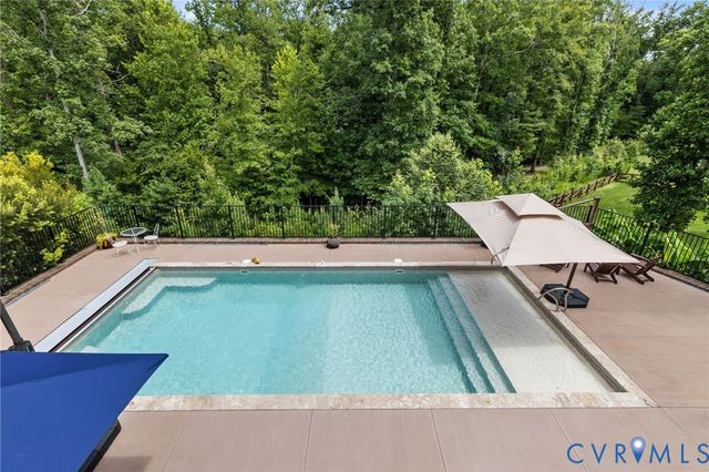 16212 Old Castle Rd, Midlothian, VA 23112