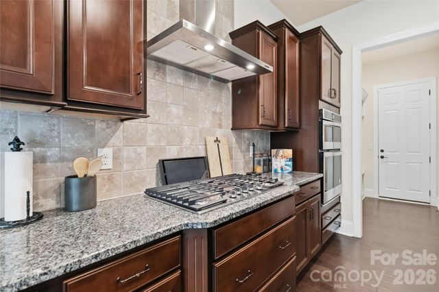 11422 Glanmire Drive, Matthews, NC 28105