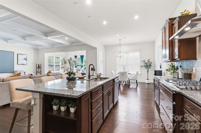 11422 Glanmire Drive, Matthews, NC 28105