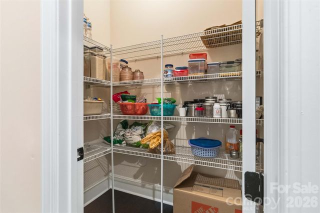 11422 Glanmire Drive, Matthews, NC 28105