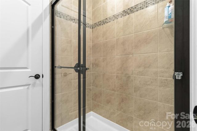 11422 Glanmire Drive, Matthews, NC 28105
